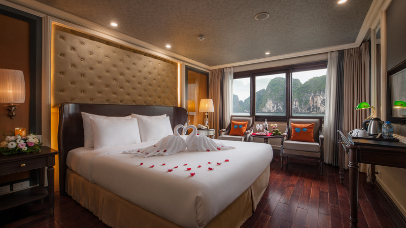 View vịnh từ du thuyền Athena Hạ Long View vịnh từ du thuyền Athena Hạ Long