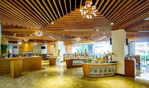 Nhà hàng Luciana sang trọng tại Cicilia Hotels & Spa Nha Trang