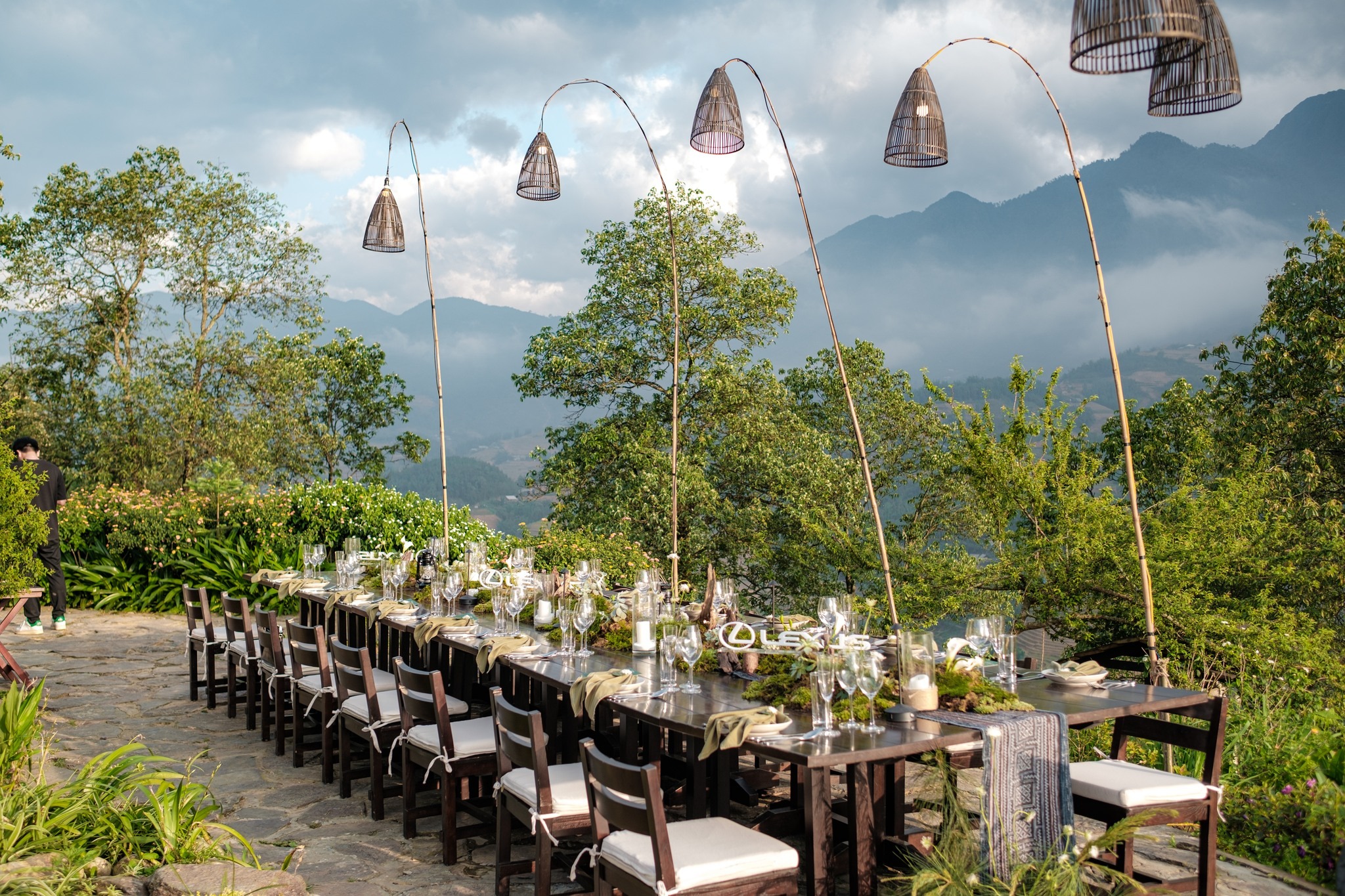 Không gian tổ chức tiệc ngoài trời tại Ville De Mont