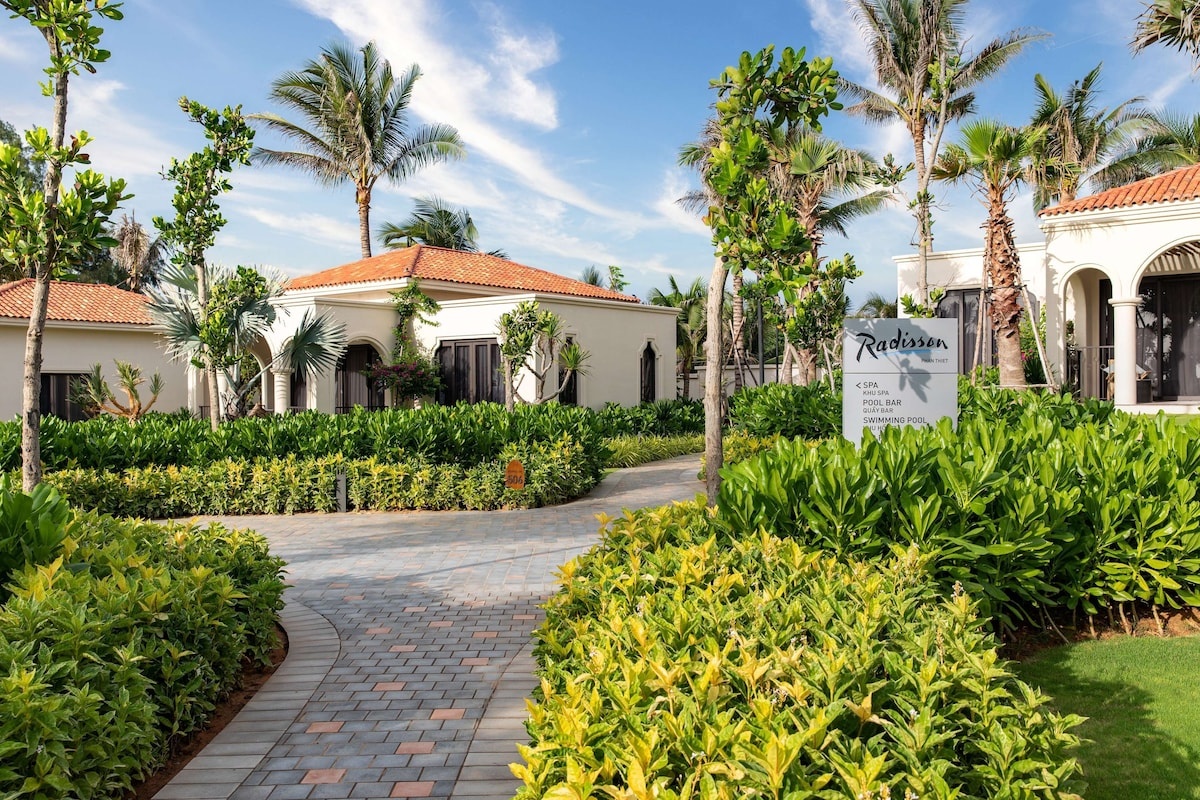 Khu nghỉ Radisson Phan Thiết mang phong cách Scandinavian