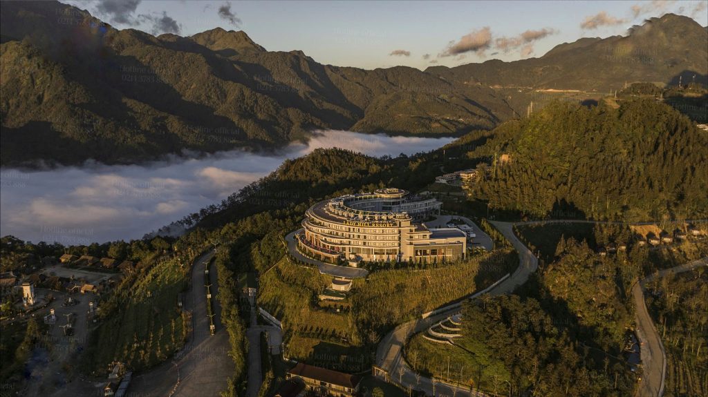 Resort Sapa nằm trên ngọn đồi biệt lập Lady Hill
