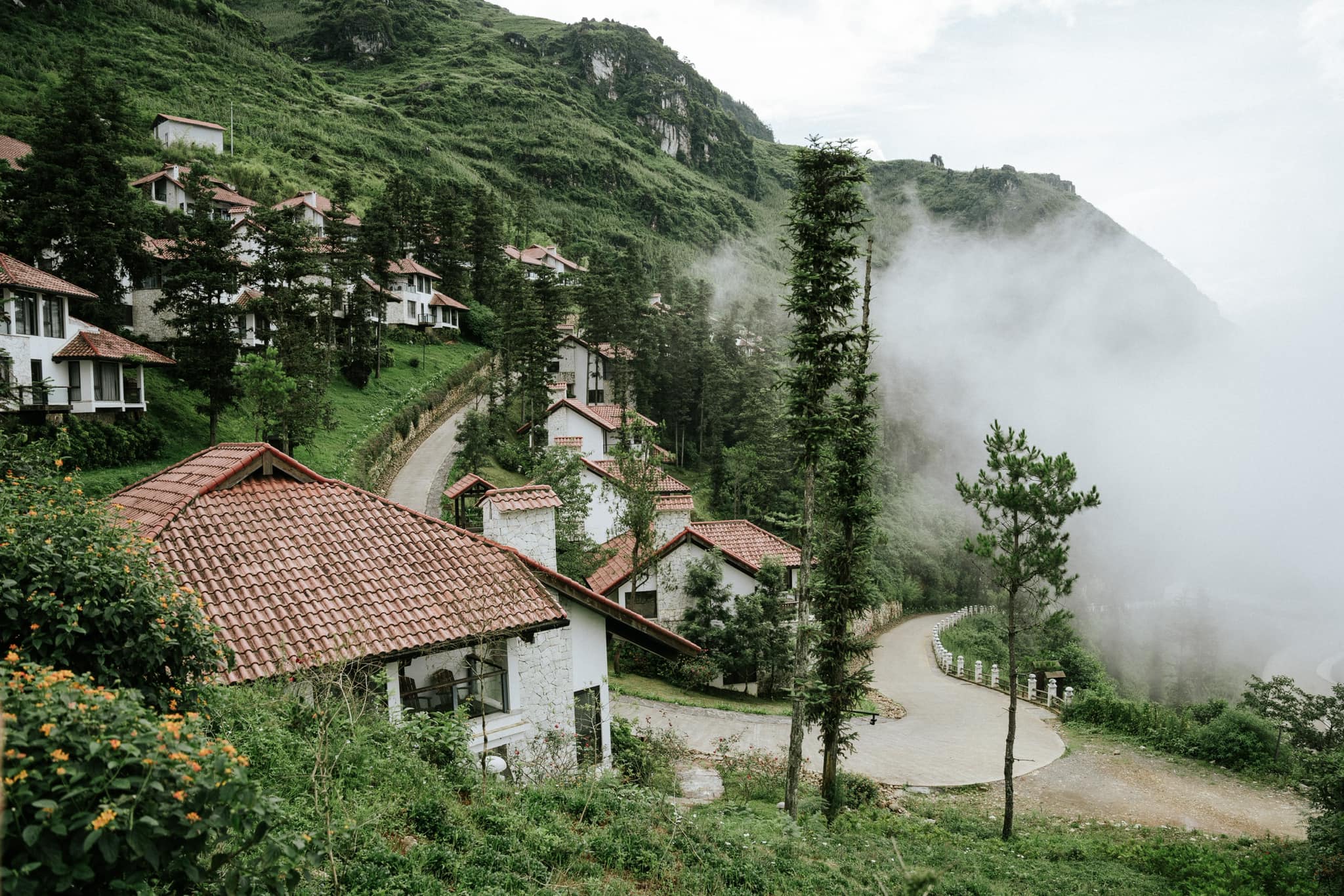 Combo Sapa biệt thự Ville De Mont Mountain Sapa