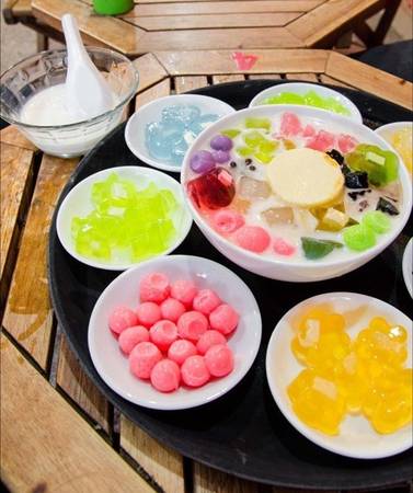 Lẩu tàu hũ Bạch Đằng món ngon Tân Bình tráng miệng độc đáo