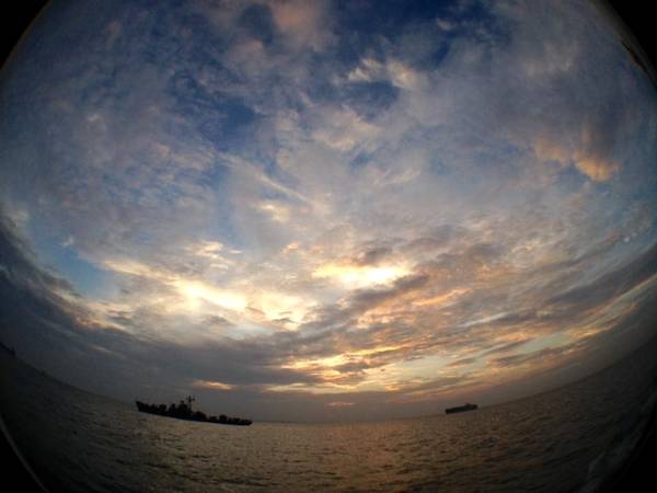 Hành trình du lịch Côn Đảo ngắm hoàng hôn trên tàu