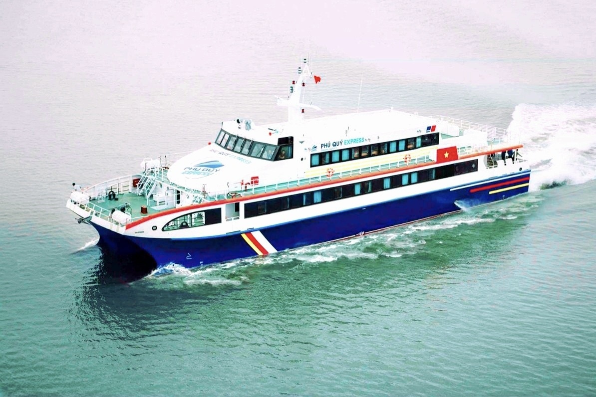 Trải nghiệm tuyến tàu cao tốc từ quận 4, TP.HCM đi Côn Đảo