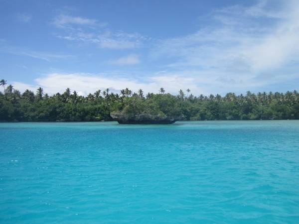 Chỉ có 17 trong số 62 đảo của Tonga's Ha'apai có người sinh sống, với làn nước trong xanh và những rạn san hô rực rỡ.
