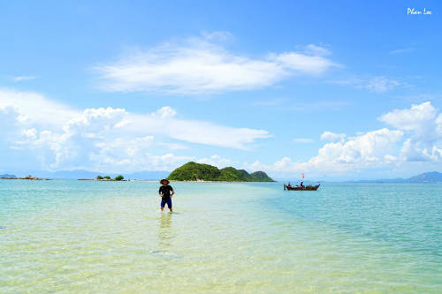 con-duong-nam-duoi-muc-nuoc-bien-o-khanh-hoa-ivivu-5