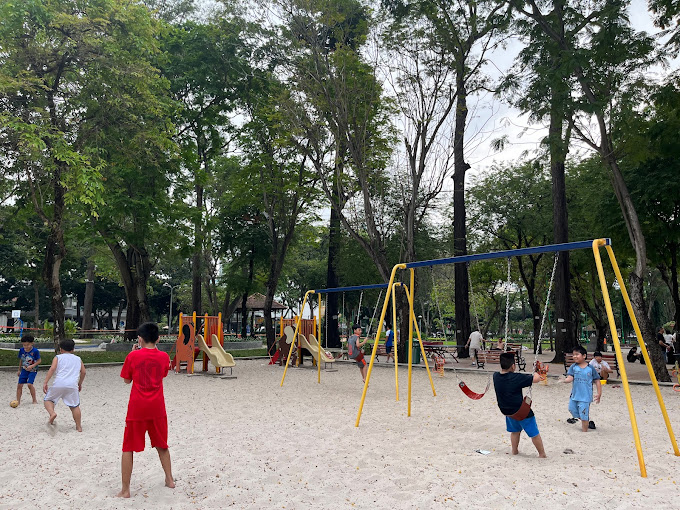Khu vui chơi trẻ em.