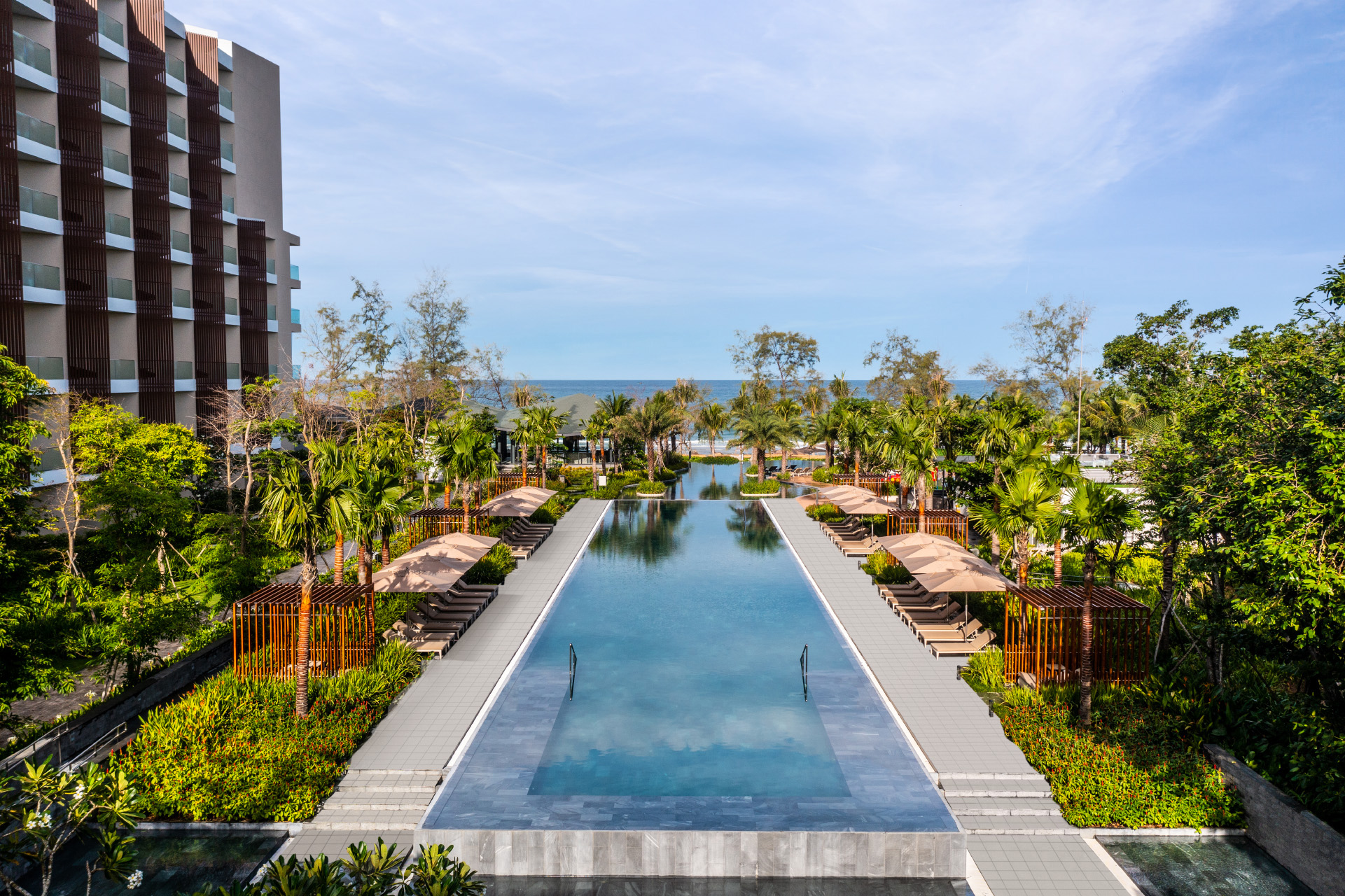 Crowne Plaza Phú Quốc Hồ bơi dài 50m Crowne Plaza Phú Quốc