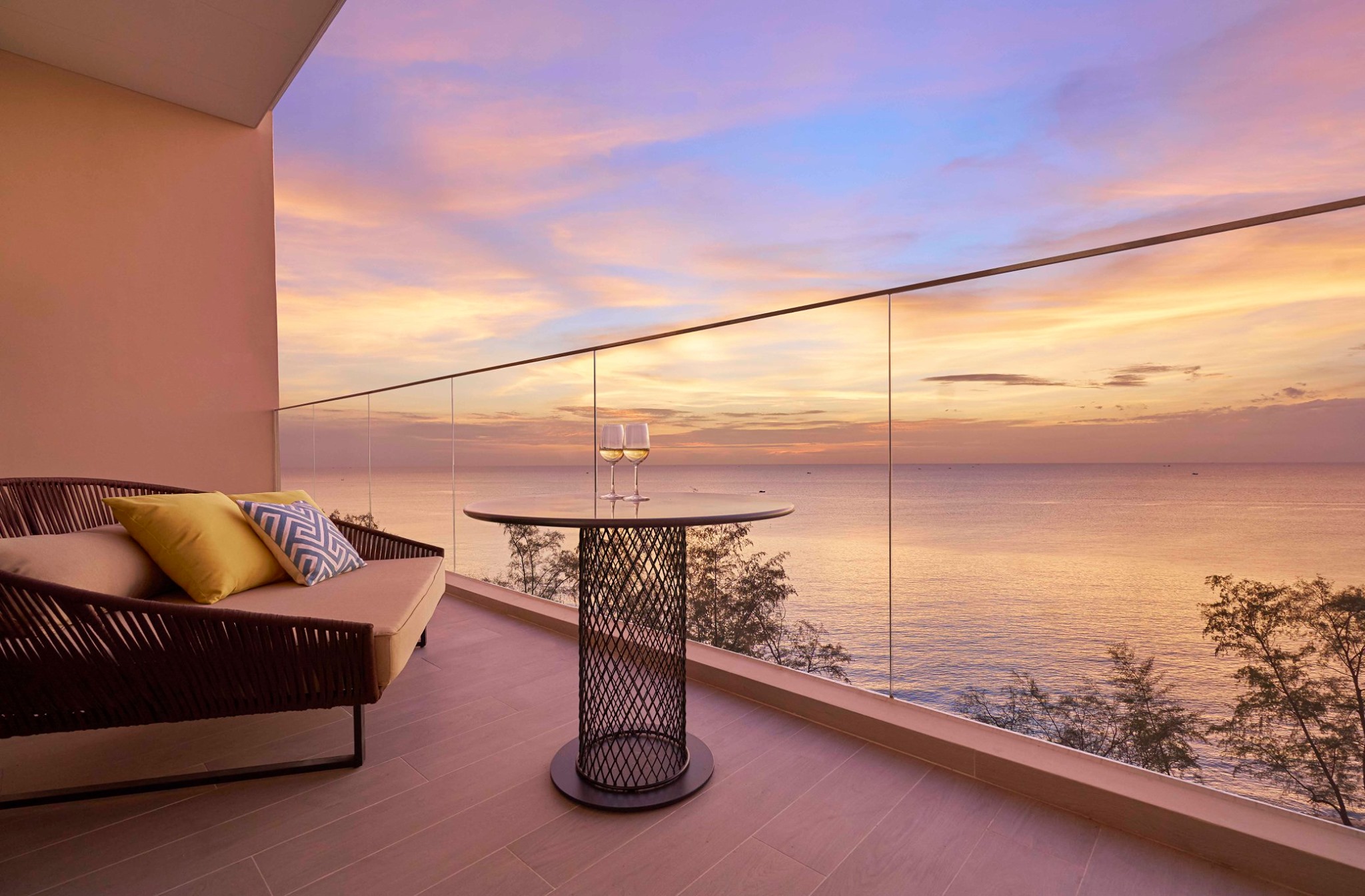 Ban công phòng Crowne Plaza Phú Quốc Starbay