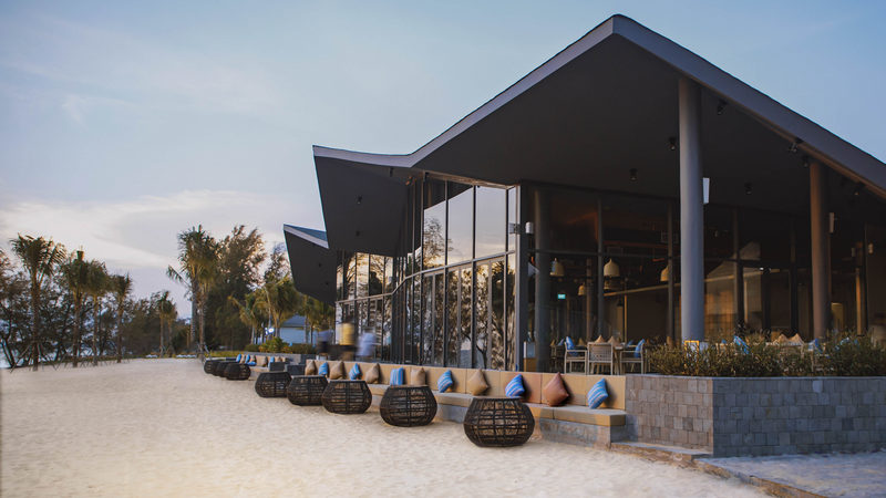 Crowne Plaza Phú Quốc Starbay Không gian bar Crowne Plaza Phú Quốc Starbay