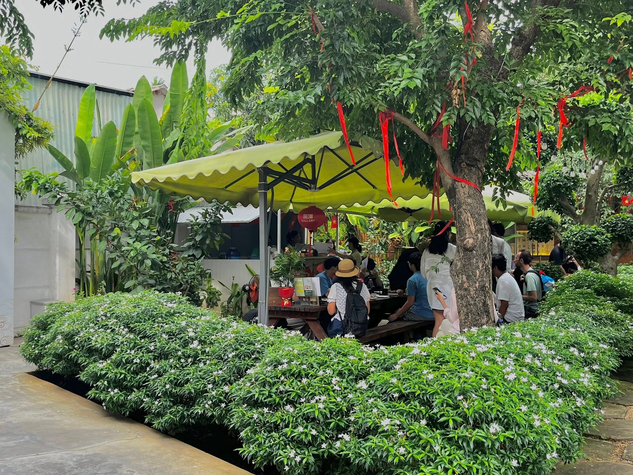 Sân vườn CSO Gallery Hội An