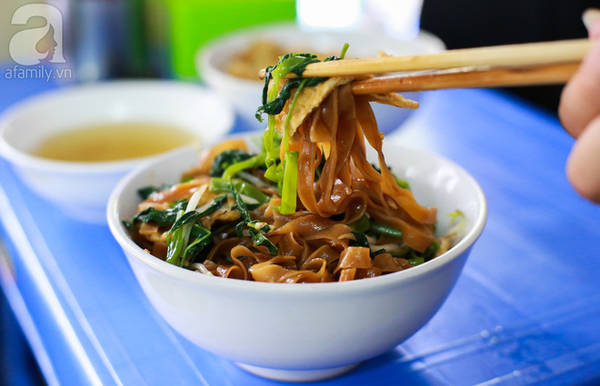 Bánh đa Hàng Chĩnh trộn đều Bánh đa Hàng Chĩnh trộn đều