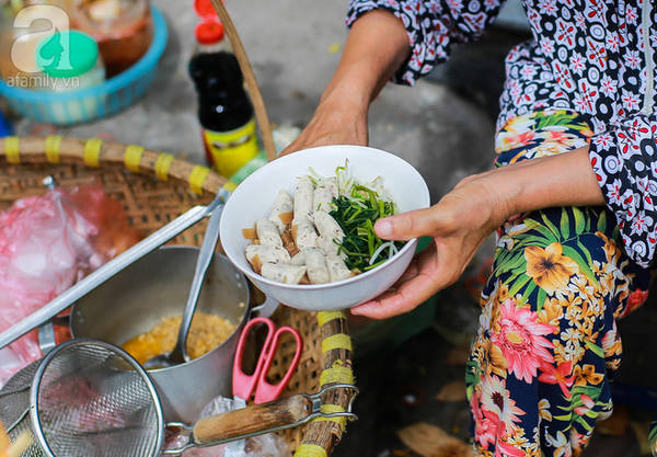 Nồi nước dùng bánh đa cua Hàm Long Nồi nước dùng bánh đa cua Hàm Long