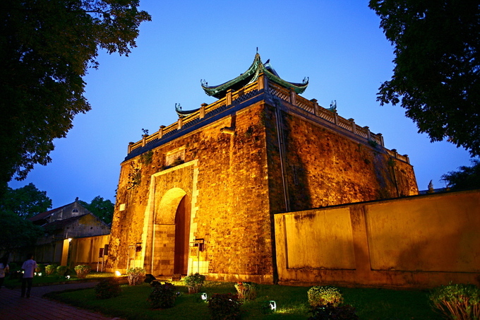 Cửa Bắc thành Hà Nội hiện nằm trong quần thể di tích Hoàng thành Thăng Long.