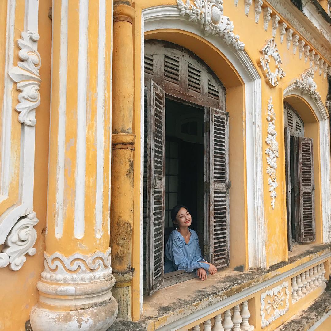 Không gian hoài cổ bên trong cung An Định Huế