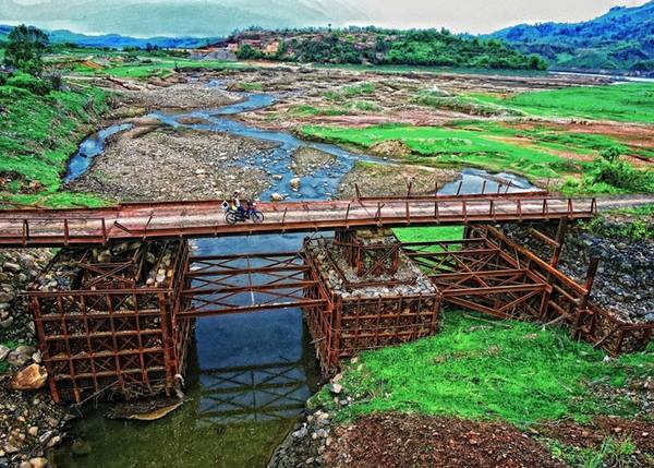 Cầu cũ trên cung đường Đà Lạt