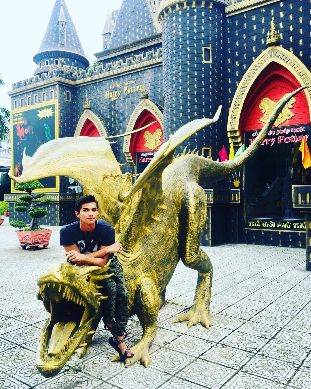 Công viên Harry Potter Sài Gòn - Ảnh: hafizuddinabraham