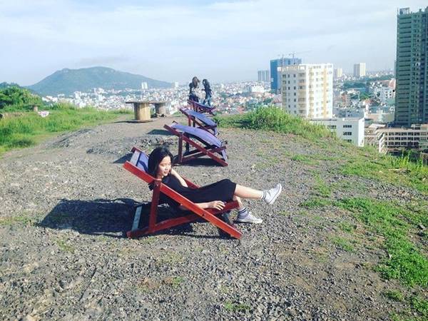 Cảnh quan Đồi Con Heo Vũng Tàu mùa khô