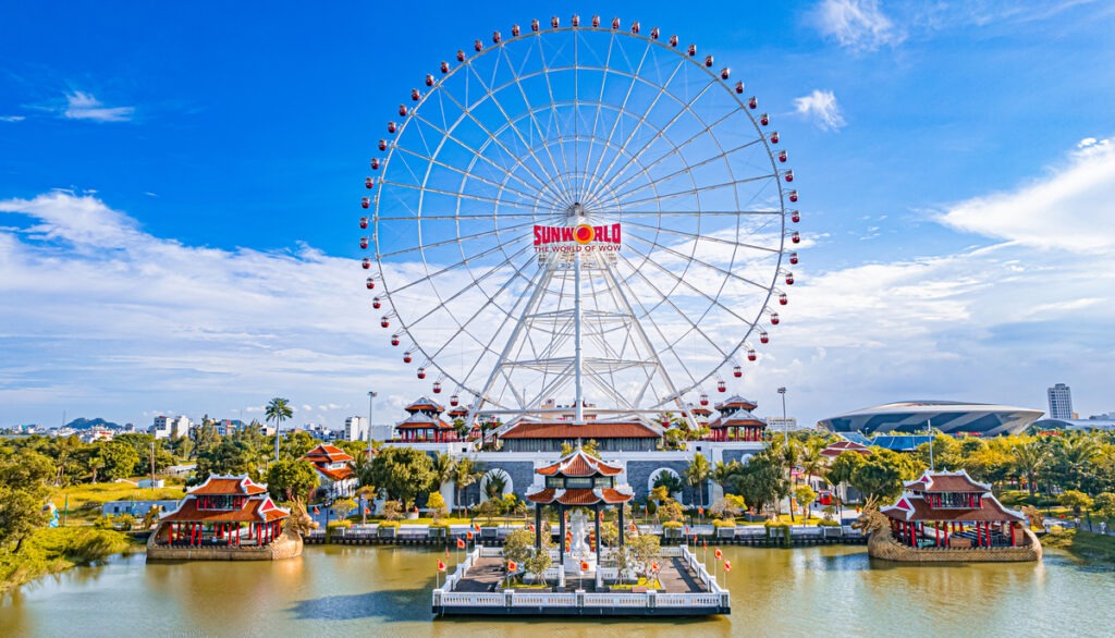 Đà Nẵng Downtown nổi bật với vòng quay Sun Wheel