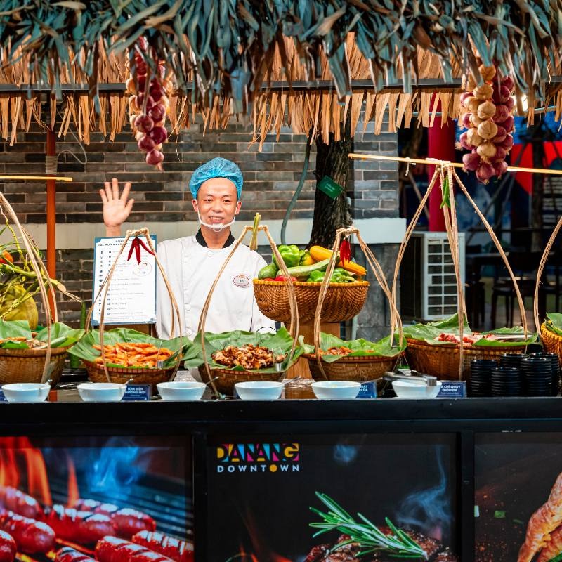 Gian hàng ẩm thực tại Đà Nẵng Downtown