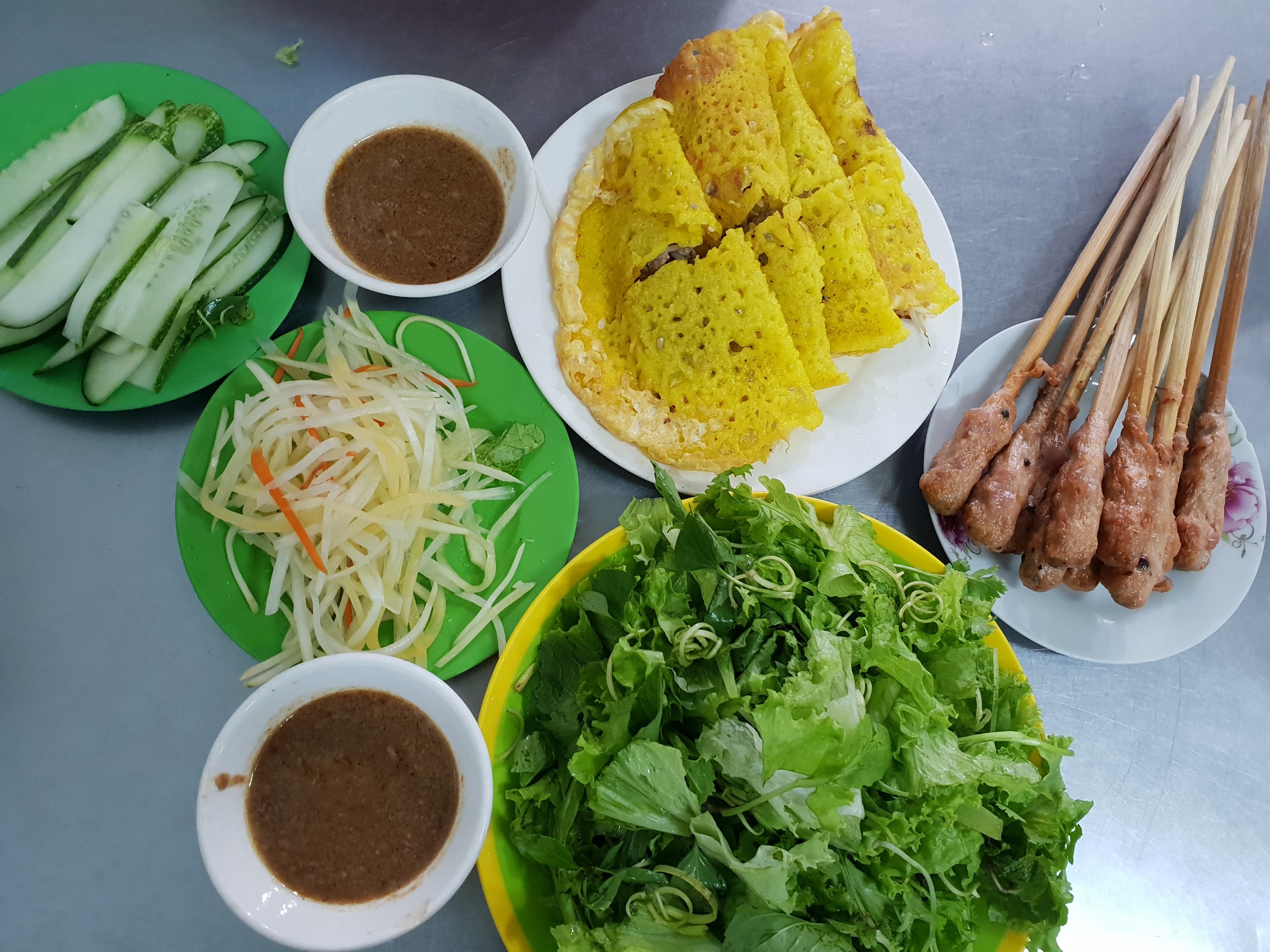 Phố đêm Đà Nẵng sôi động cho du lịch Đà Nẵng Hội An