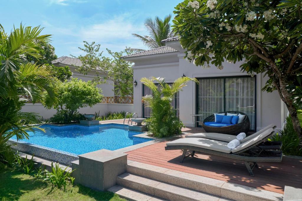 Một biệt thự hồ bơi riêng tại Đà Nẵng Marriott Resort