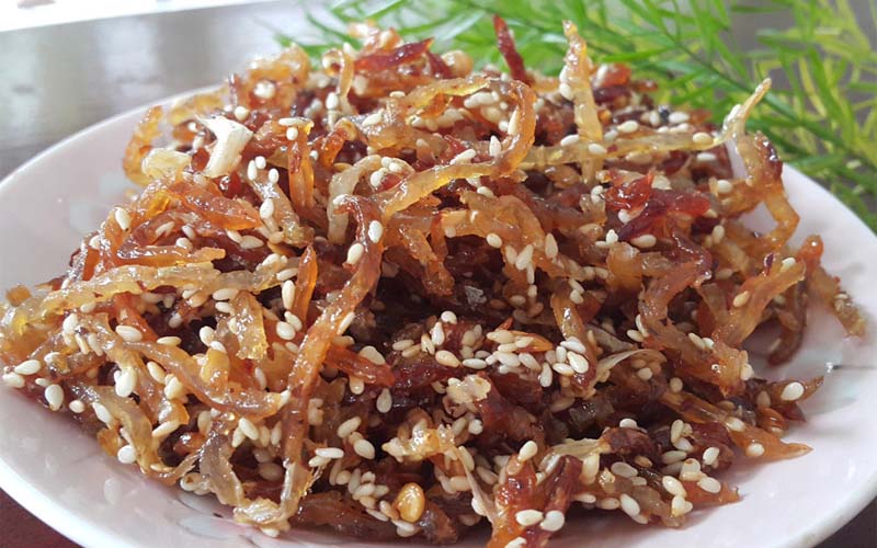 Cá bò khô rim mè - đặc sản Đà Nẵng làm quà