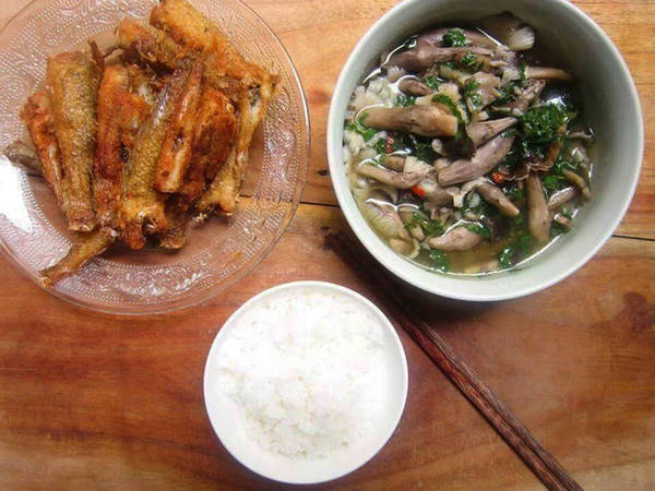 Nấm mối miền Tây xào lá cách, kho, om tương, nấu bánh canh