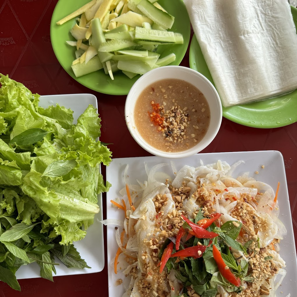 Gỏi cá mai đặc sản Nha Trang
