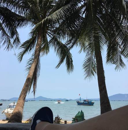 Cung đường xuyên cồn cát hoang sơ tuyệt đẹp tại bán đảo Đầm Môn