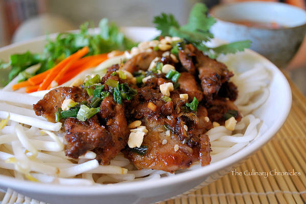 Bún thịt nướng tại quán bún ngon Đà Nẵng