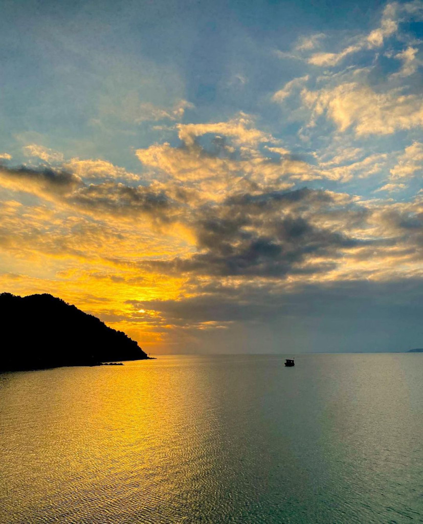 Hoàng hôn đẹp tại đảo Cái Chiên