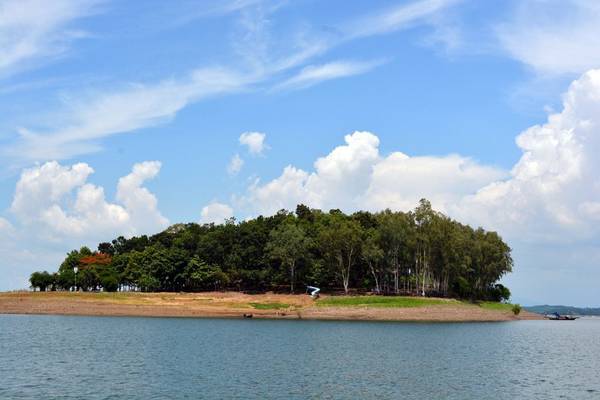 Đảo Ó Đồng Nai - điểm đến tránh nóng Sài Gòn