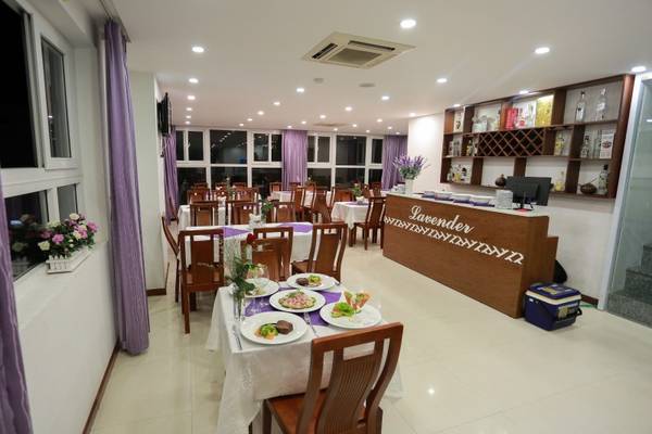 Không gian nhà hàng sang trọng tại Lavender Nha Trang