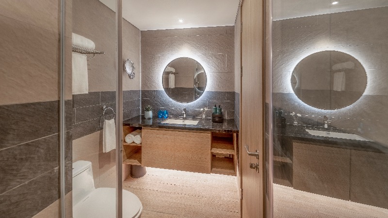 Phòng tắm Deluxe Twin Citadines Marina Halong