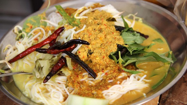 Mì lên men Khanom Jeen món ngon Chiang Mai