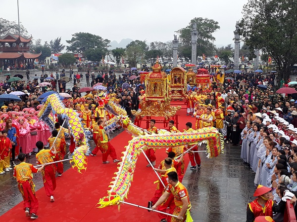 Không khí lễ hội Đền Cửa Ông Quảng Ninh