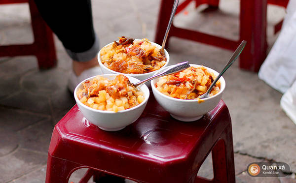Bánh đúc tàu Hải Phòng giá chỉ 10.000 đồng