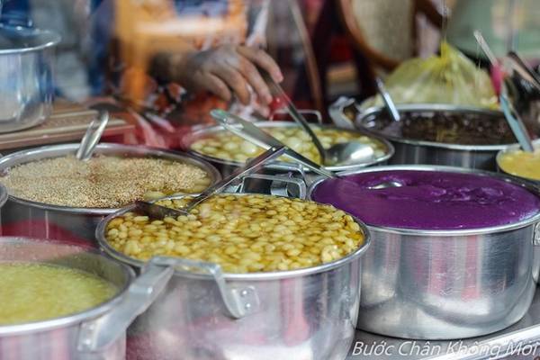 Ẩm thực đặc sắc không thể bỏ qua khi du lịch Huế