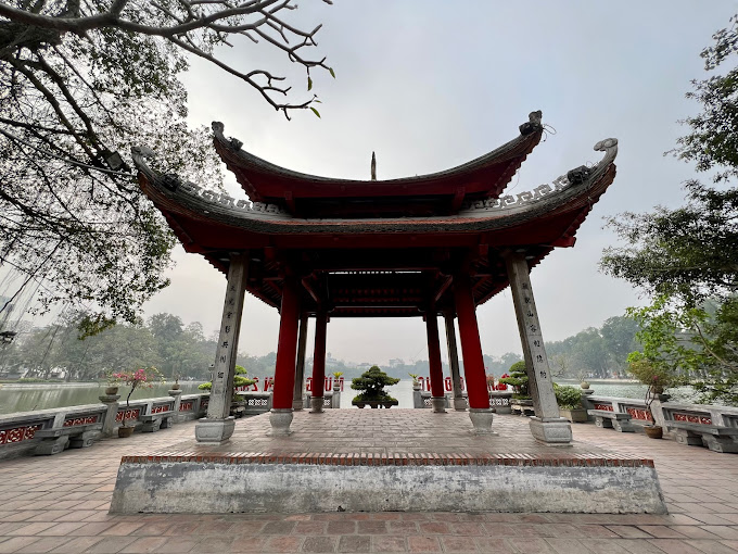 den-ngoc-son-ivivu-9