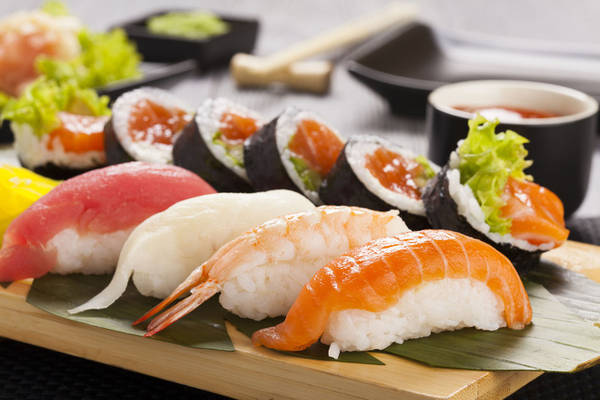 Sushi món ăn Nhật Bản nổi tiếng