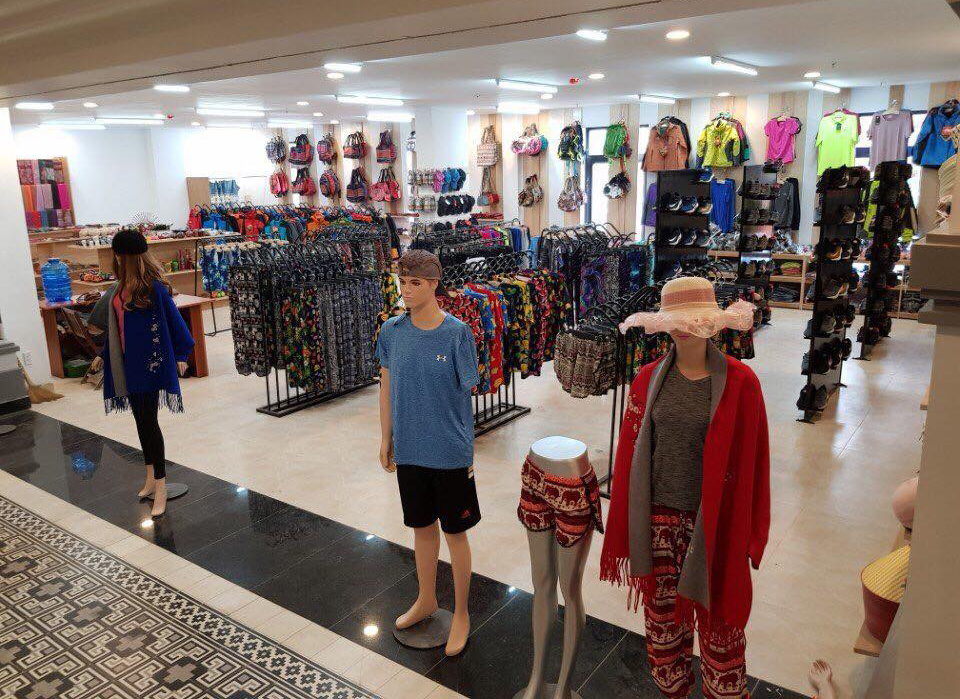 den-sapa-check-in-cuc-chat-voi-toa-nha-sun-plaza-tua-nhu-duong-pho-chau-au-ivivu-3 den-sapa-check-in-cuc-chat-voi-toa-nha-sun-plaza-tua-nhu-duong-pho-chau-au-ivivu-3