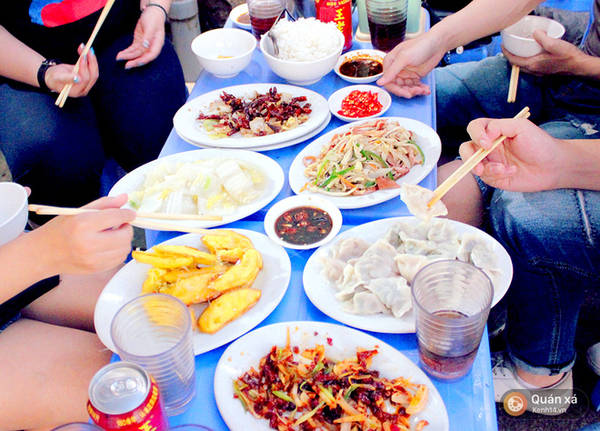 Không gian quán đồ Trung Hoa Hà Nội tại Huỳnh Thúc Kháng