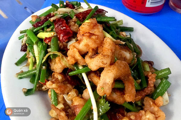 Đầu mực xào cay thơm.