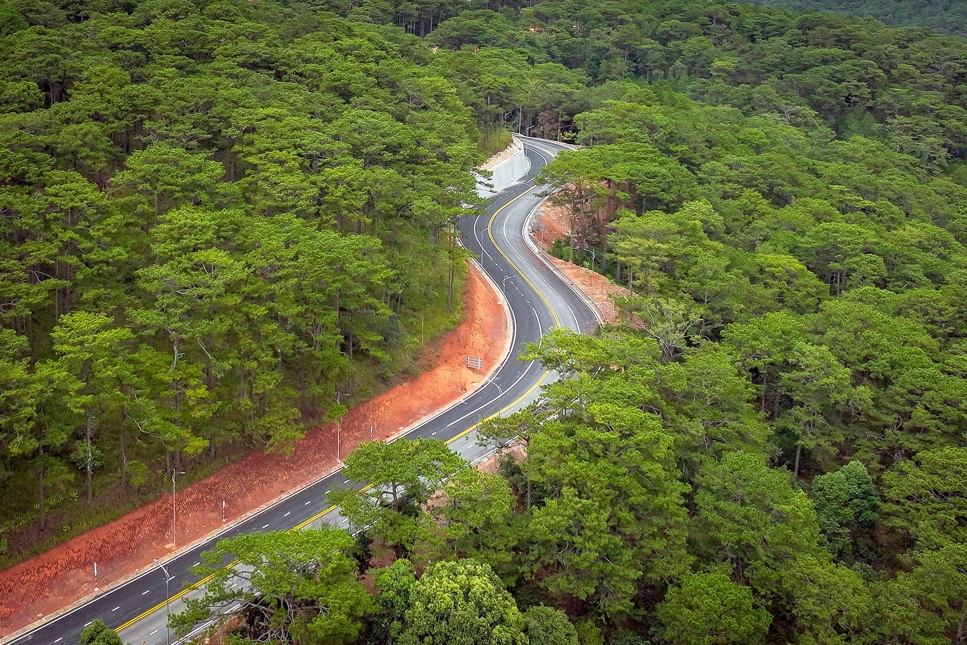 Hướng dẫn di chuyển đến Đà Lạt khi sân bay Liên Khương tạm đóng cửa