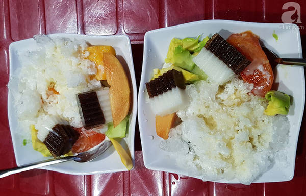 Hàng sinh tố nổi tiếng tại ngã ba Phan Bội Châu