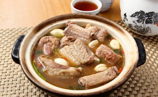 Bak Kut Teh - món ngon Kuala Lumpur nổi tiếng