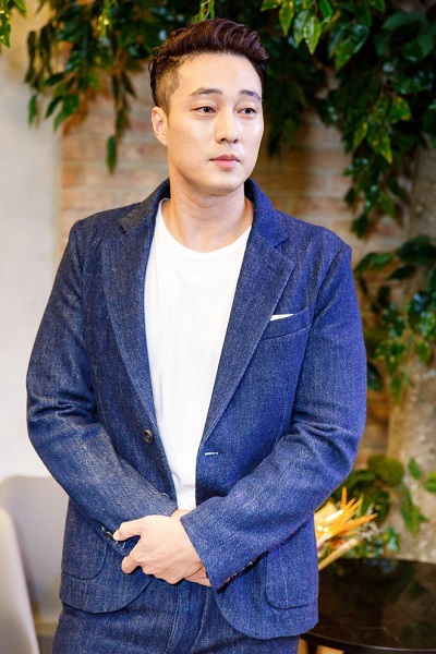 So Ji Sub vừa đến Việt Nam vào ngày 21/11 vừa qua.