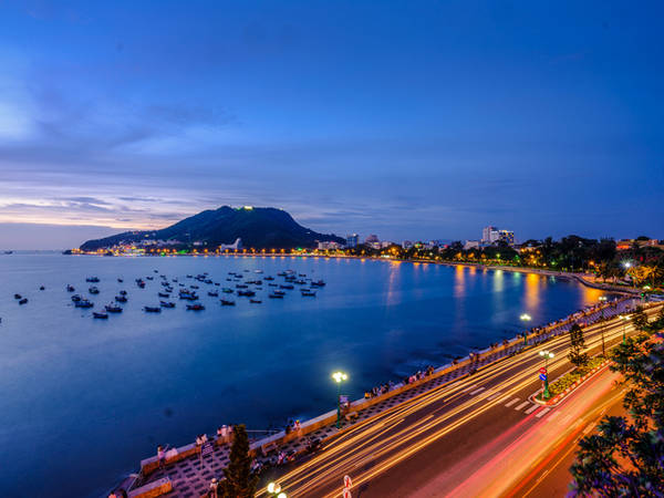 Đêm ở con đường bãi Trước